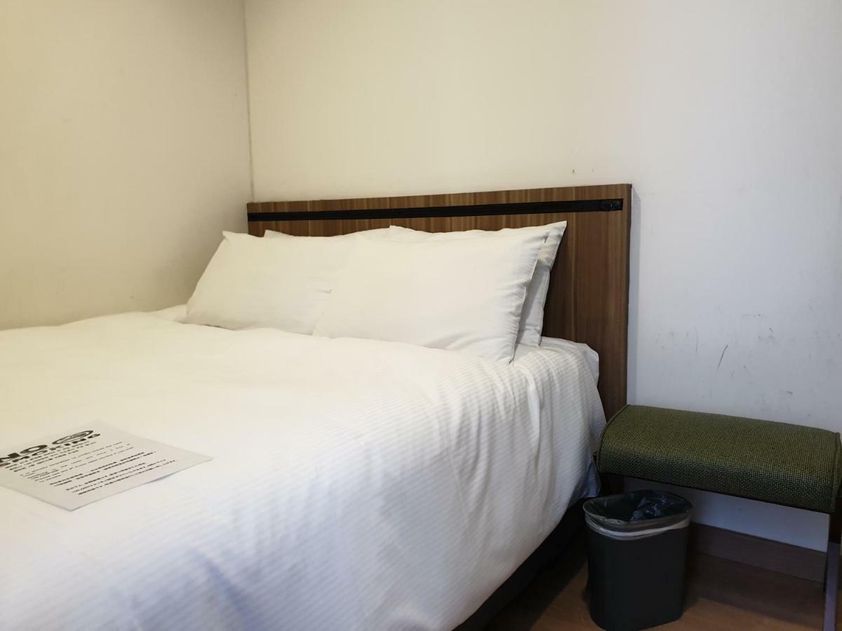 Hotel First Tawny Owl Seul